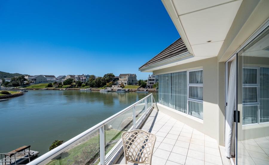7 Bedroom Property for Sale in Royal Alfred Marina Eastern Cape